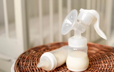Anne Sütü Nasıl Arttırılır? Süt Üretimini Ne Etkiler? Bebeği Ne Kadar Beslemek Gerek?