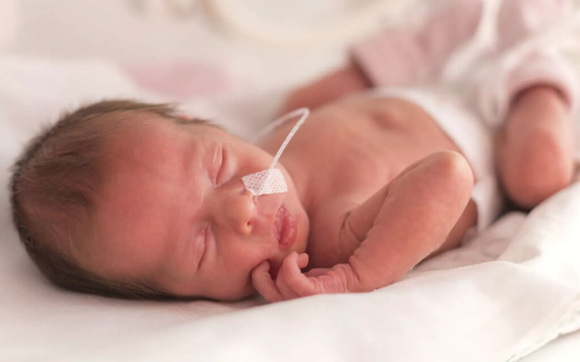 33 Haftalık Doğan Bebek Sağlık Durumu Gelişim Süreci Komplikasyonlar