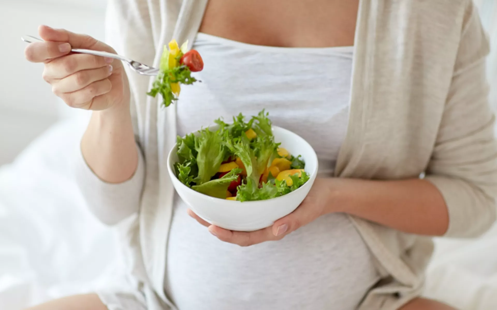  9 Aylık Hamile Beslenmesi Hangi Gıdaları Yenilmeli Hangilerinden Kaçınılmalı?