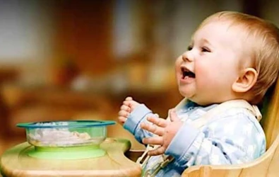 6 Aylık Bebeklerde Beslenme - 6 Aylık Bebeklere Ne Yer?
