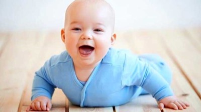 Bebeklerde Karın Üstü Egzersizi Nasıl Yapılır?