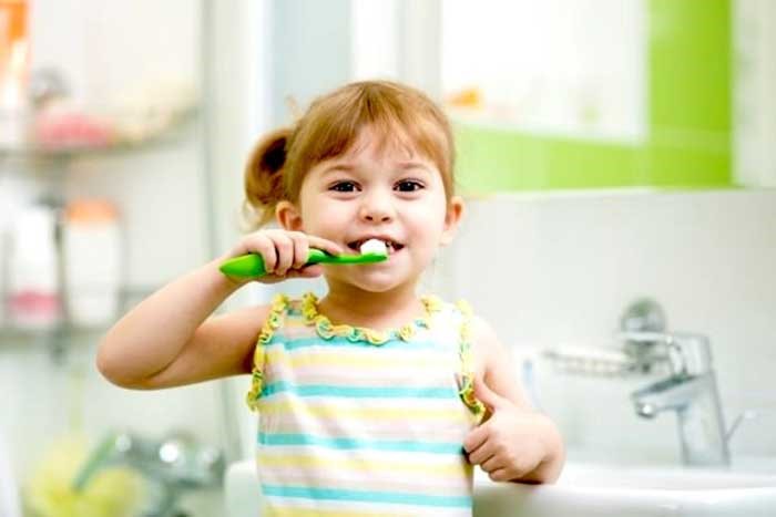  Çocuklara Diş Fırçalama Alışkanlığı Kazandırmak?