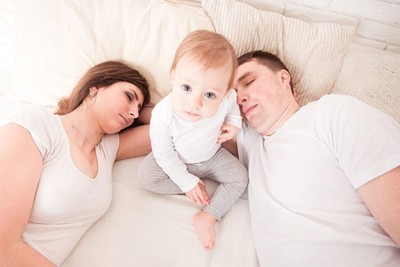 Yemekten Sonra Bebekler Neden Uyumaz? Uyku Problemi Nasıl Çözülür