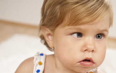 Bebeklerde Şaşılık Belirtileri ve Tedavisi